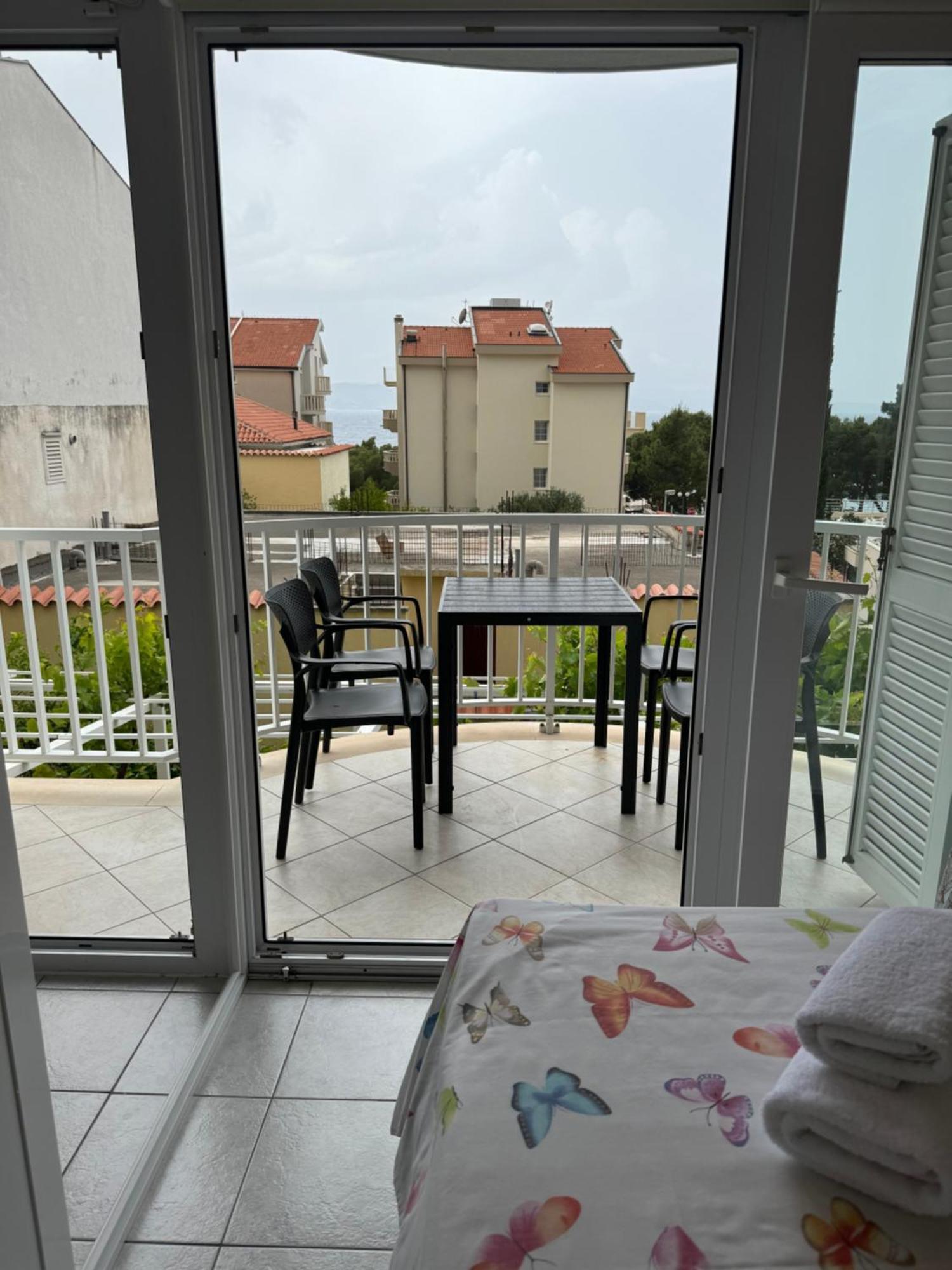 House 100M From The Beach With Free Parking And Breakfast Baška Voda Eksteriør bilde